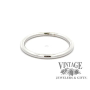 1.5mm width 14kw gold ring band.