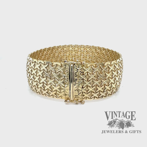 Mesh 14ky gold 7” wide bracelet Video
