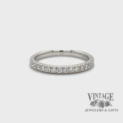 Diamond pave 14kw gold ring video