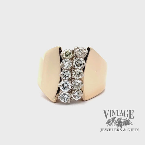 Revolving video of 14ky gold 1ct Diamond cluster tapered ring