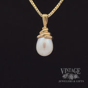 14k twisted teardrop pearl pendant video