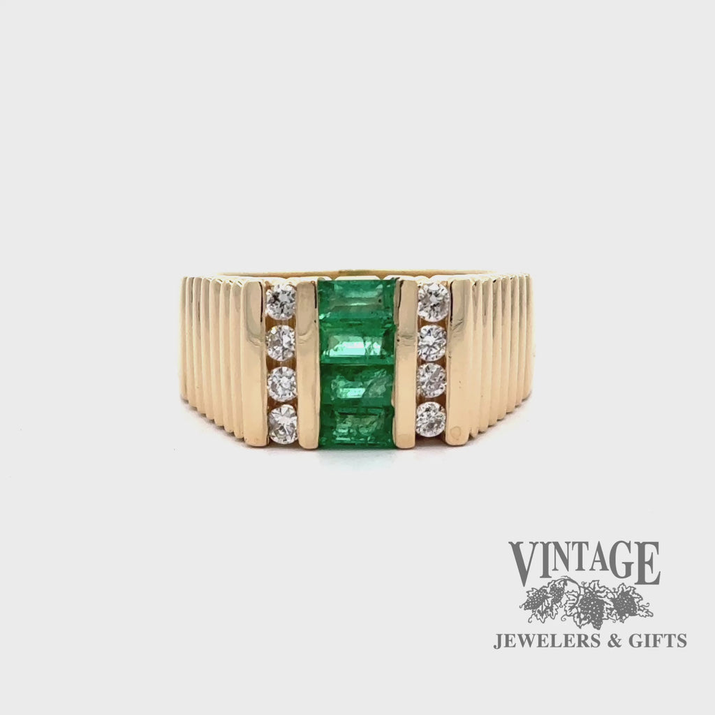 revolving video of 14ky gold 1ct Emerald and diamond bar set ring