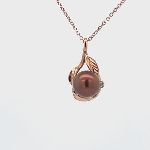 14k Rose Gold Pearl leaf pendant video