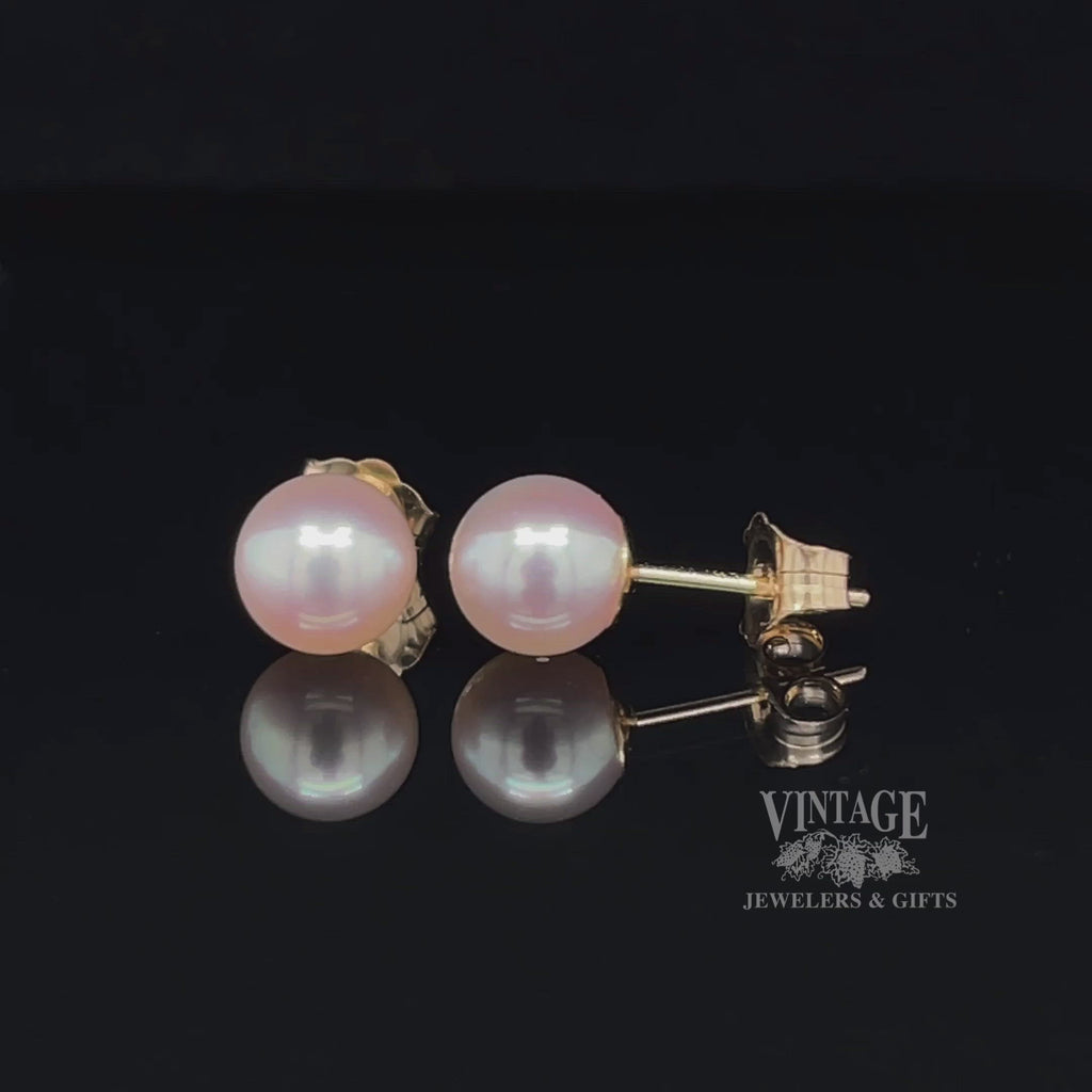 8.5 mm Akoya pearl 14ky gold stud earrings Video