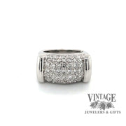 Revolving video of 14 karat white gold pave' diamond bar style ring