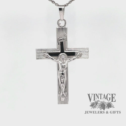 Revolving video of 14 karat white gold crucifix