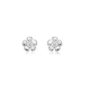 14 karat white gold small daisy flower stud earrings