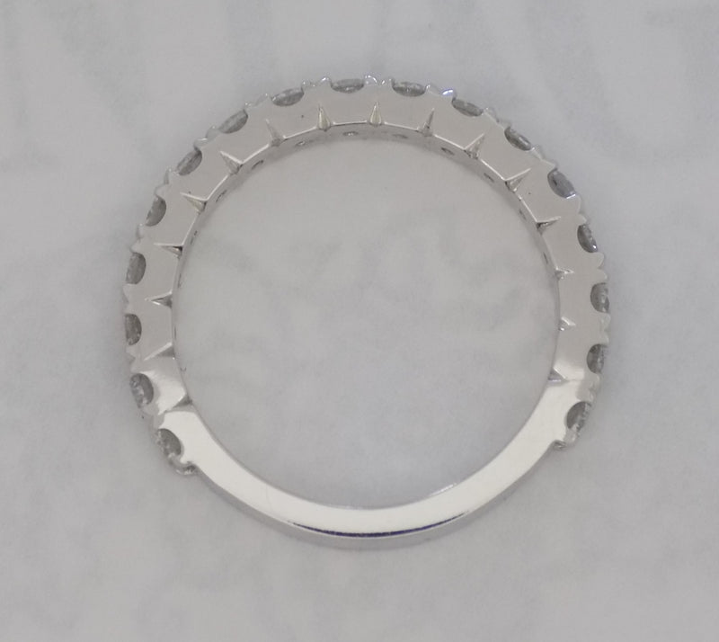 14 karat white gold 1.02 carat diamond band