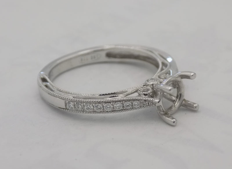 White gold diamond semi-mount for 1 carat diamond