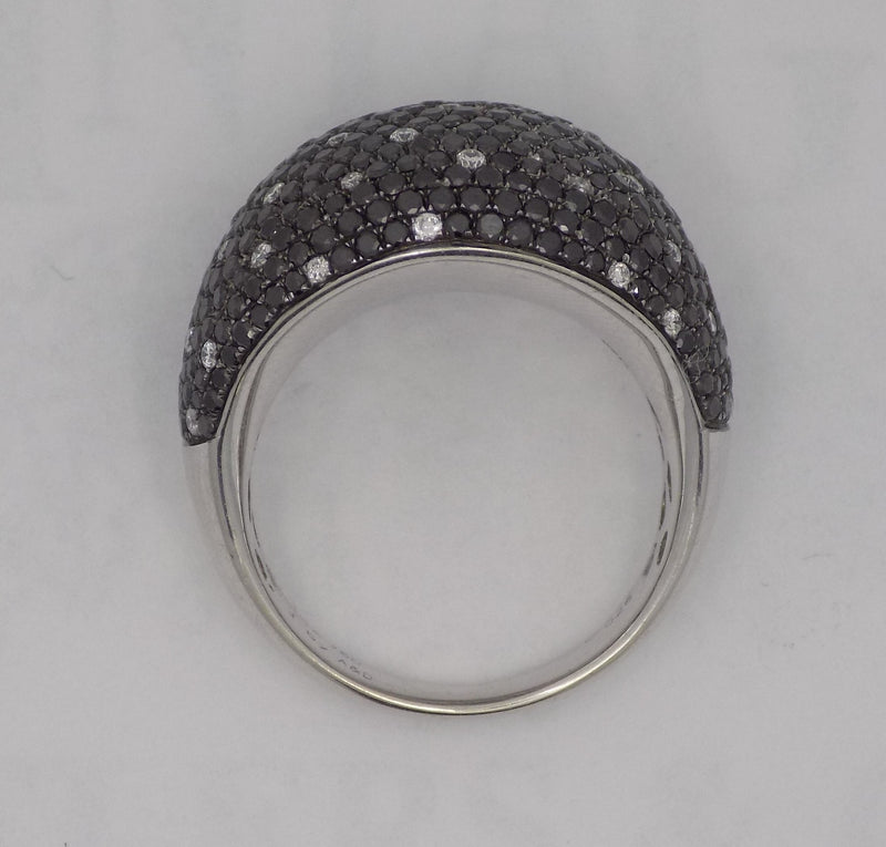 White gold black and white pave' diamond band