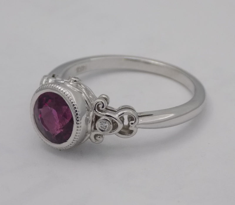 Grape garnet and diamond 14k white gold ring