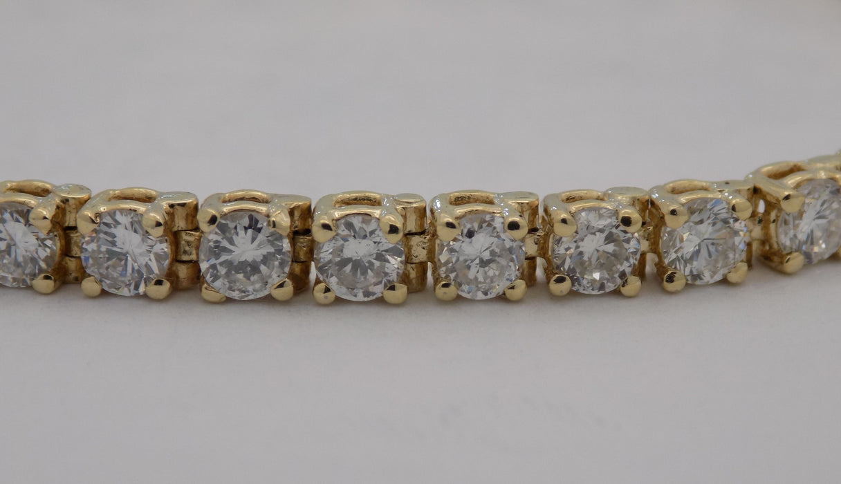 7.0 Carat 14k gold diamond tennis bracelet