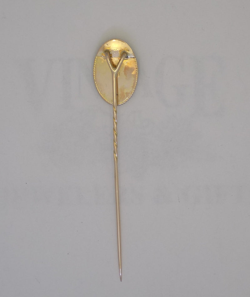 Yellow gold oval fine green jadeite stickpin, view of back