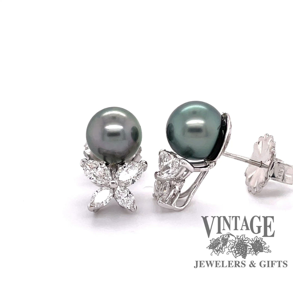 Revolving video of 18 karat white gold 8.5 mm gray cultured Tahitian pearl with diamond stud earrings