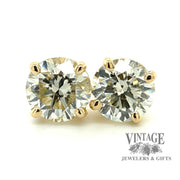 18 karat gold 3.27 carat total weight Diamond stud earrings