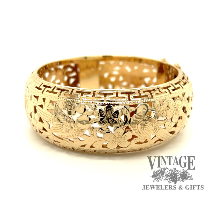 Ming’s hummingbird motif 14ky gold wide hinged bangle bracelet