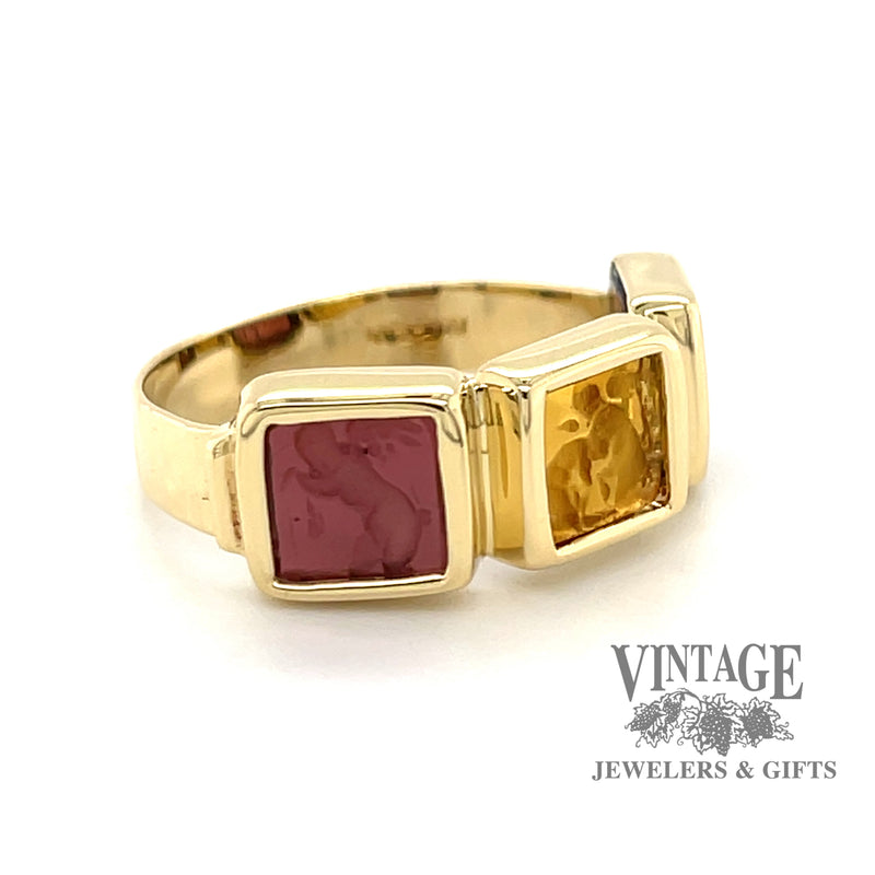 Intaglio cherub three stone 18ky gold ring