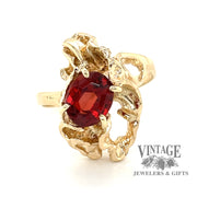14 karat yellow gold 1.70ct oval garnet freeform ring