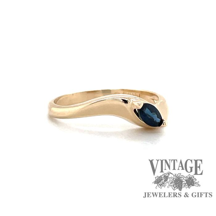 14 karat yellow gold blue marquise sapphire ring, side view