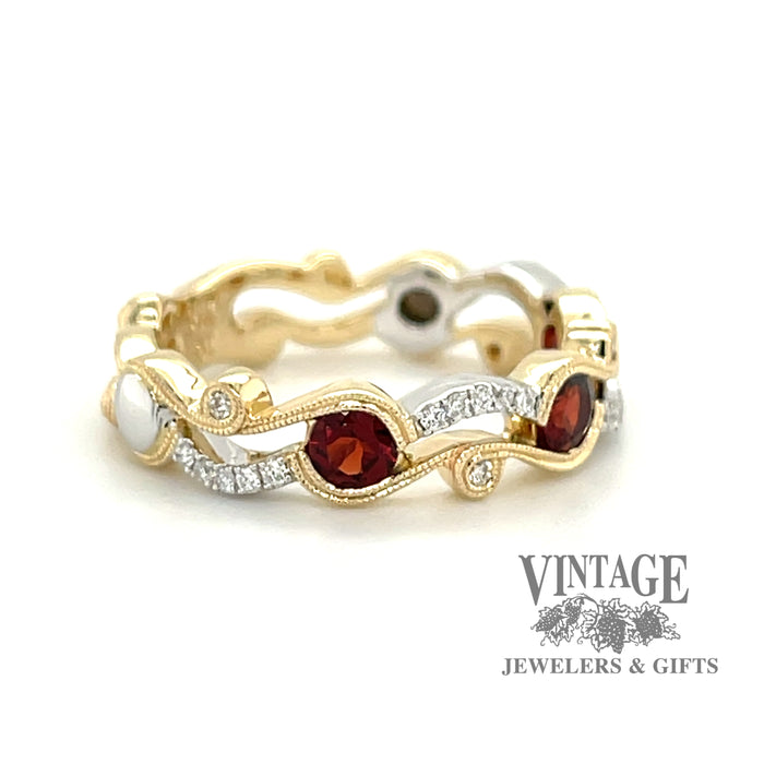 Garnet and diamond 14k two tone gold wave ring side