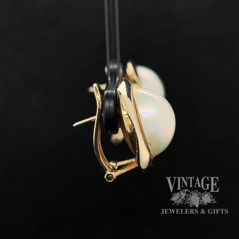 Mabe pearl 14ky ear clips