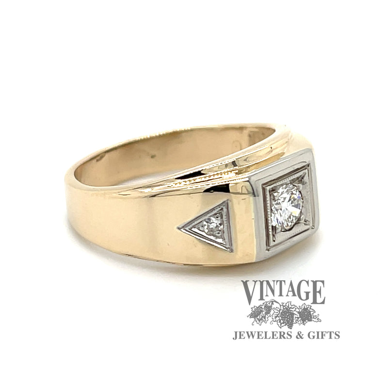 14 karat yellow and white gold .22ctw 3-diamond tapered ring, angled view