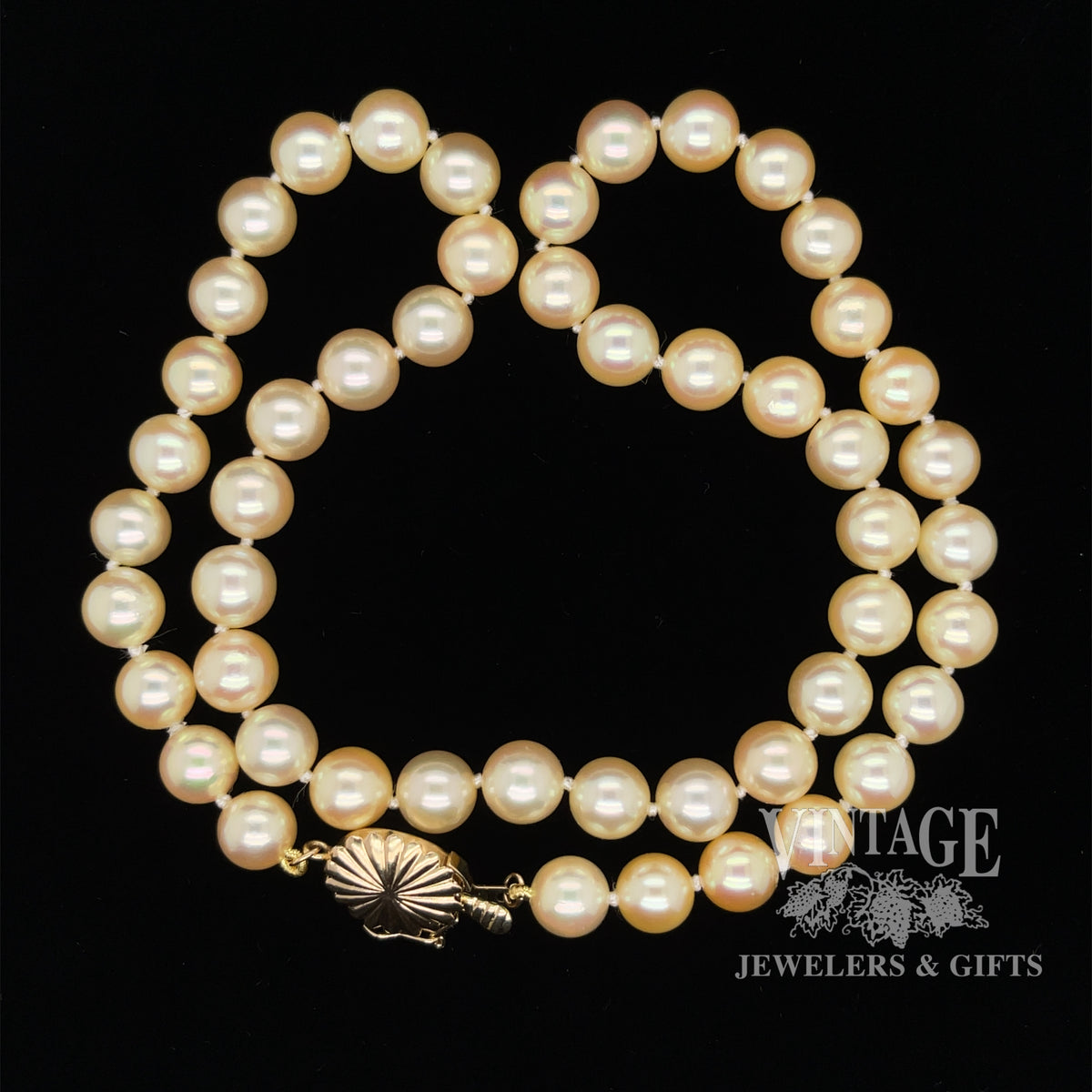 Glendora Gold Chain Necklace with Toggle Clasp and Pearl Pendant 16 inch