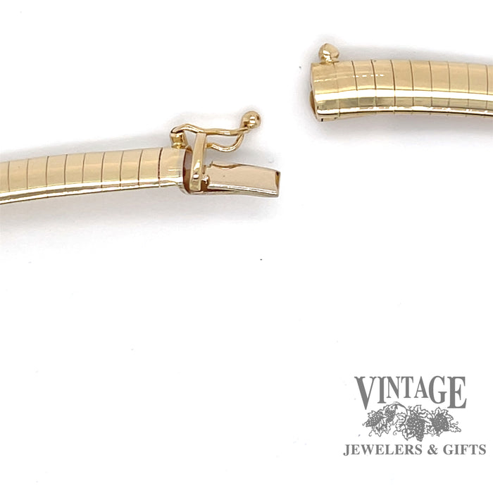 14k gold 6mm Omega 17” necklace, close up view of clasp