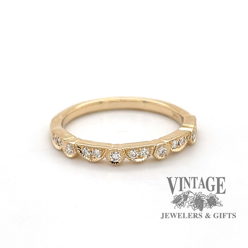 14 karat gold .15 carat toatl weight diamond wedding band, front view.