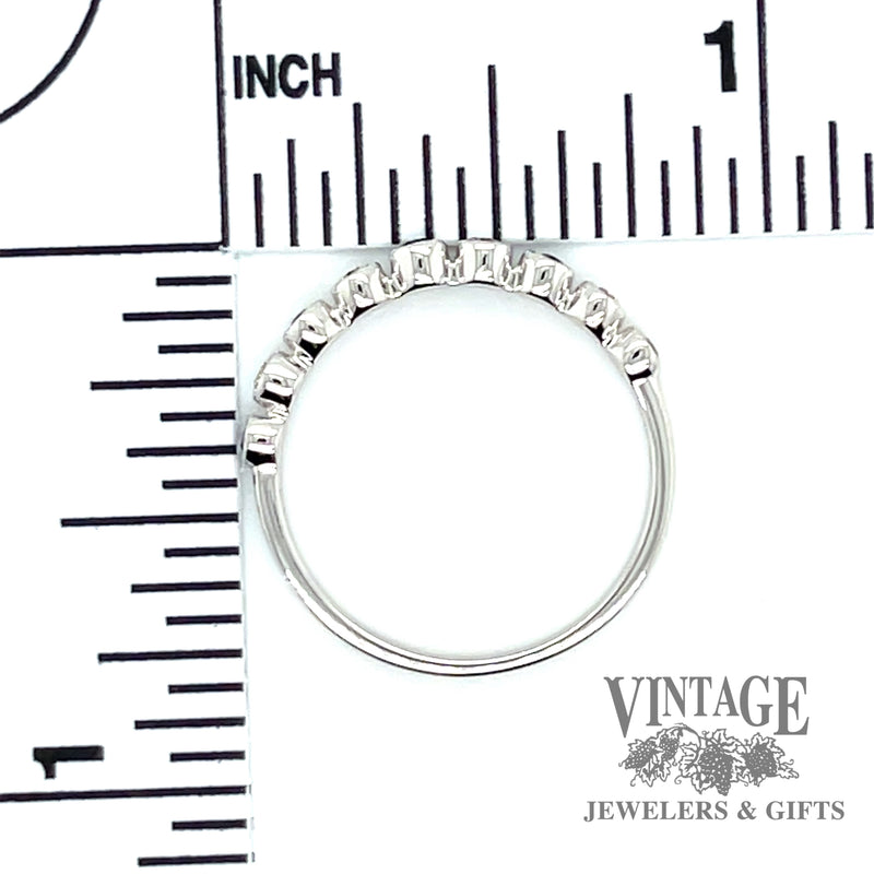 14 karat white gold diamond and sapphire “bubble” ring, with measurement