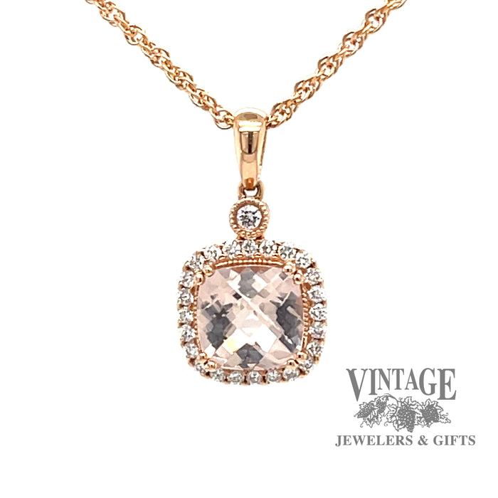 1.09 ct Morganite and diamond 14kr gold necklace