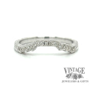 Diamond 14kw gold hand engraved ring band