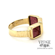 18 karat yellow gold carved cherub Intaglio three stone ring, side view