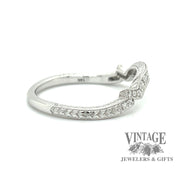 Diamond hand engraved fitted 14kw gold wedding ring band side