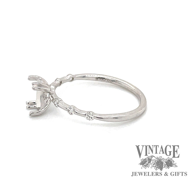 14 karat white gold oval 7 X 5 mm ring mounting, side view