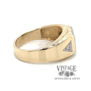 14 karat yellow and white gold .22ctw 3-diamond tapered ring, side view
