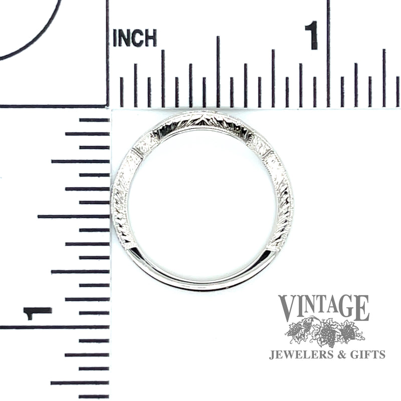 Diamond hand engraved fitted 14kw gold wedding ring band scale