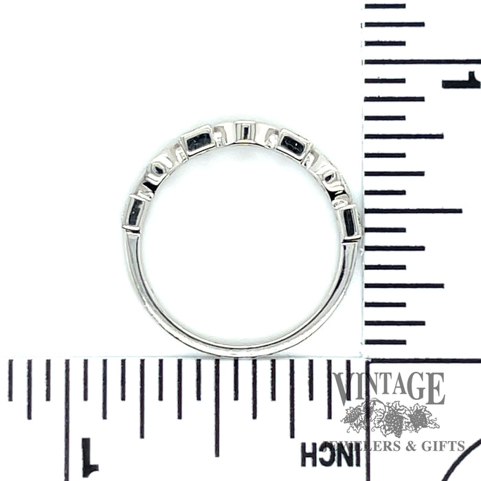 Square marquise mill-grained 14kw diamond ring