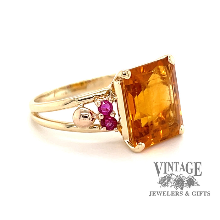 14 karat yellow gold 5.6 carat citrine and ruby ring, angled view