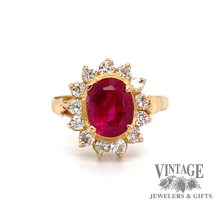 Ruby diamond ring in 18 karat yellow gold