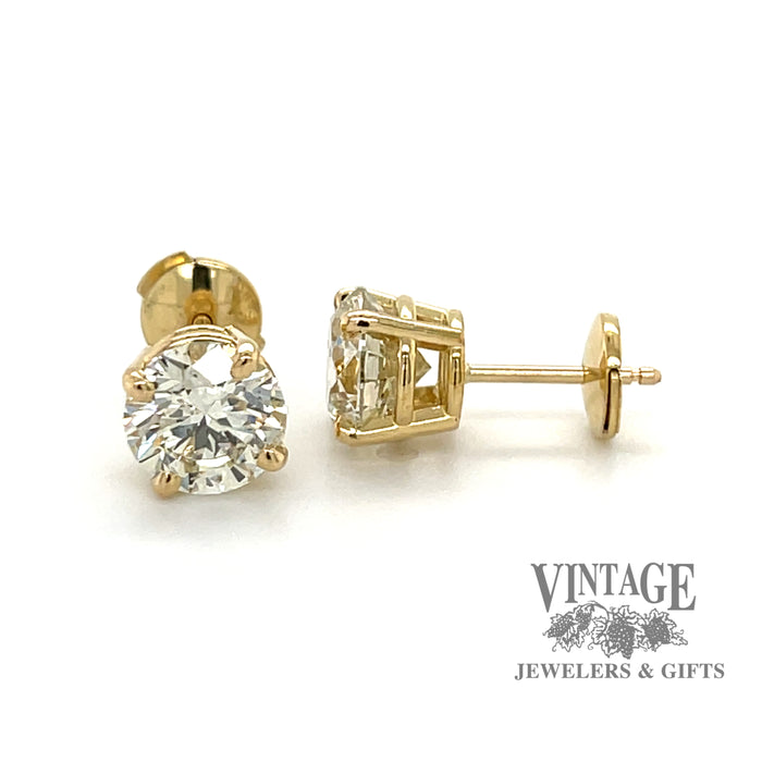 18 karat gold 3.27 carat total weight Diamond stud earrings