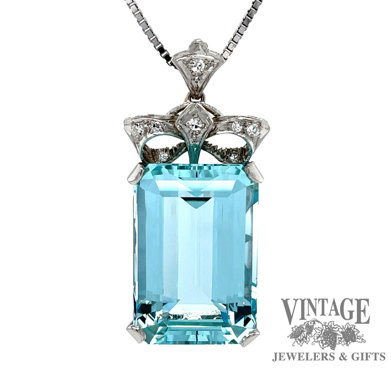 Aquamarine and diamond vintage platinum pendant, front