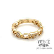 14k yellow gold Diamond filigree leaf scroll band