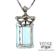 Aquamarine and diamond vintage platinum pendant, cack side