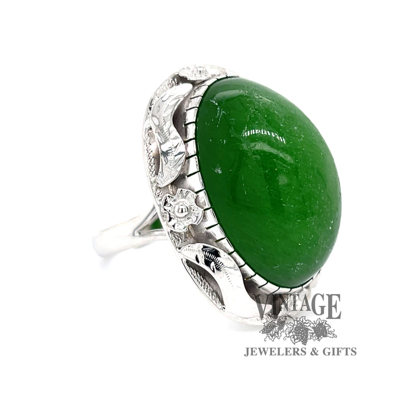 Natural oval green quartz 14kw gold ring