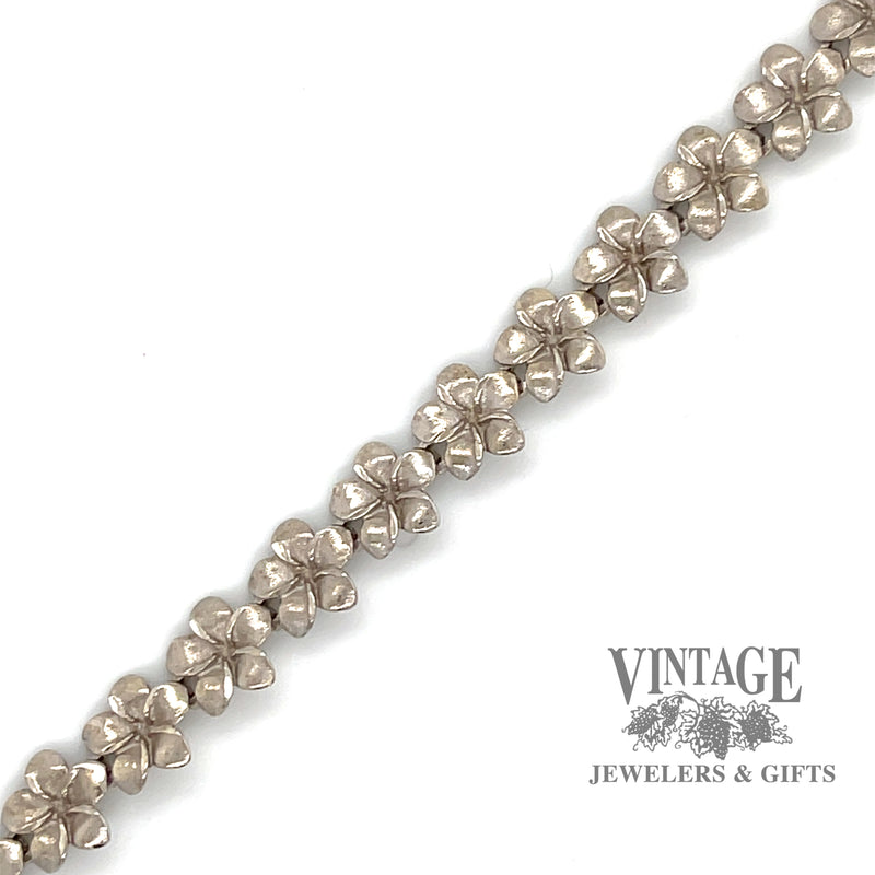 14 karat white gold 7.5" flower  bracelet