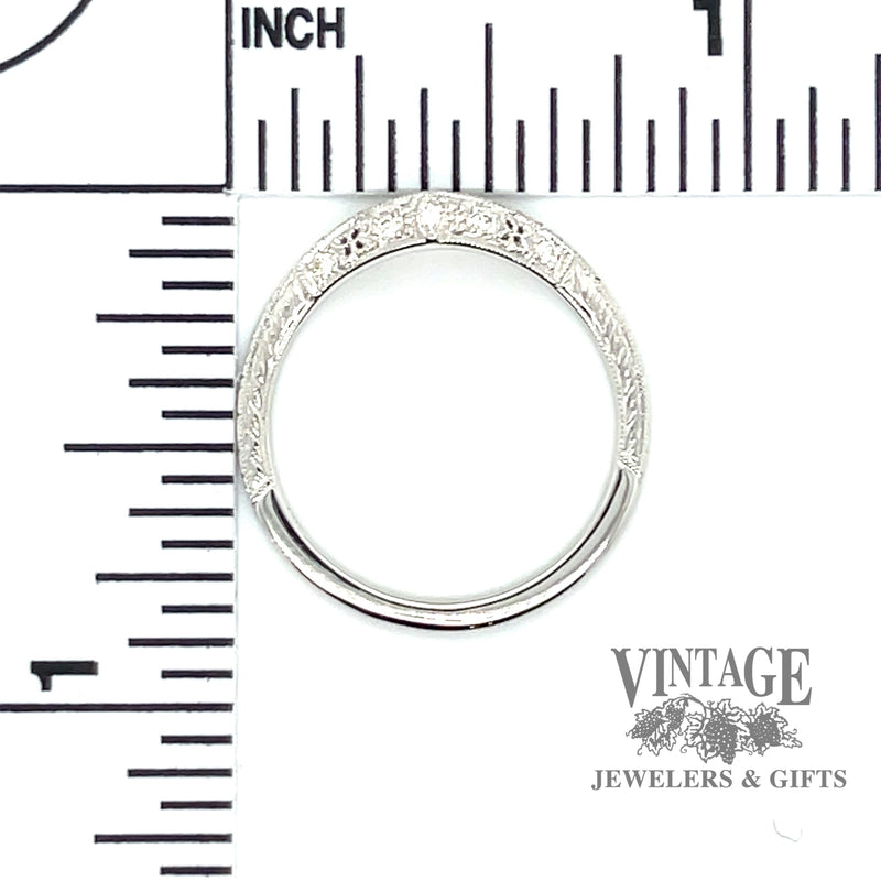 Curved 14kw gold diamond wedding ring band through finger