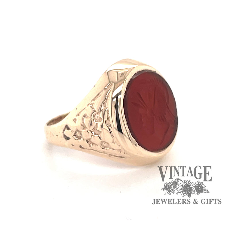 Roman centurion sardonyx intaglio 9k gold vintage ring